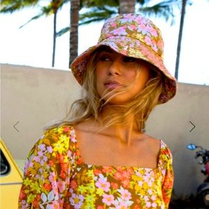 Billabong Still Single Women’s Bucket Hat